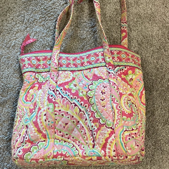 Used Vera Bradley bag - Picture 2 of 5